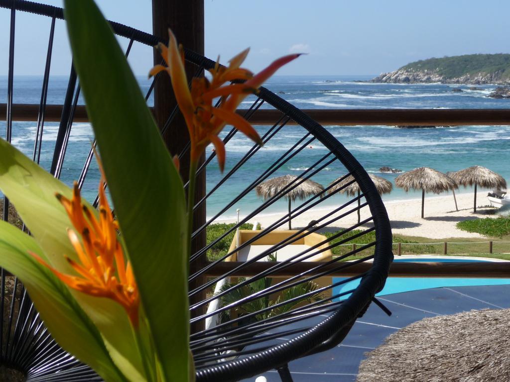 Manta Raya Hotel - Right On The Beach Cuatunalco Eksteriør bilde